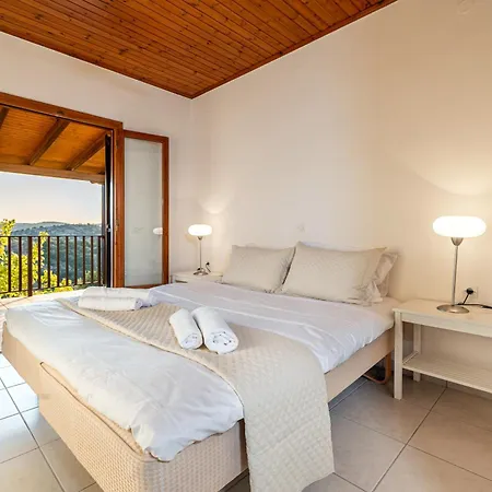 Seaview Villa *