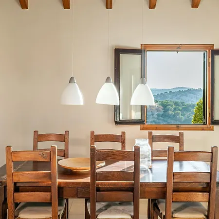 Seaview Villa *